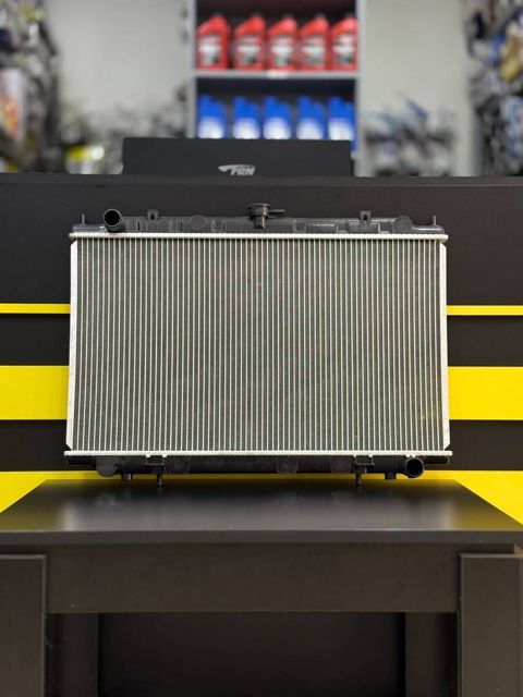 Nissan Maxima 2000-2004 su radiatoru — Bakı