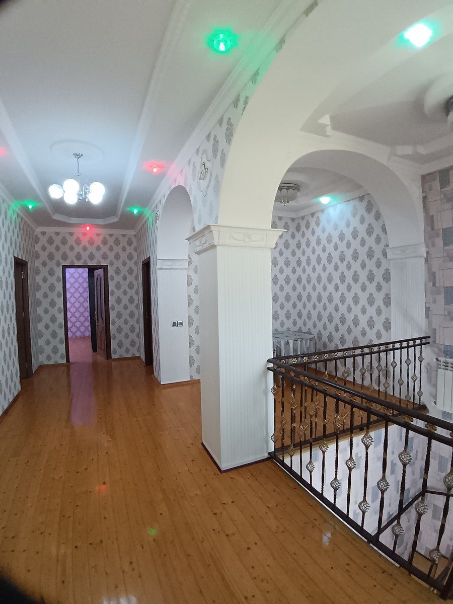 Satılır 5 otaqlı həyət evi/bağ evi 250 m² — Ev, villa, Bakı (11)