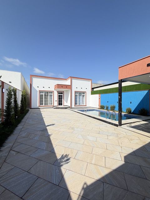 Satılır 4 otaqlı həyət evi/bağ evi 145 m² — Bakı