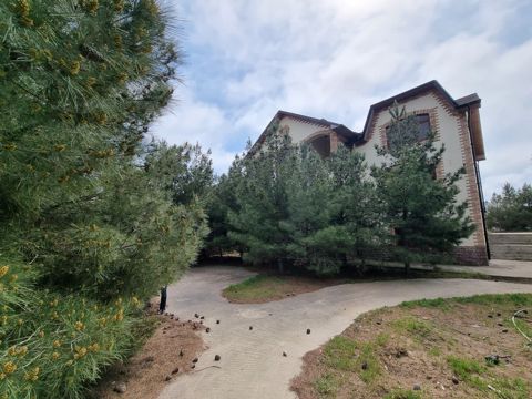 Satılır həyət evi/bağ evi 450 m² — Bakı