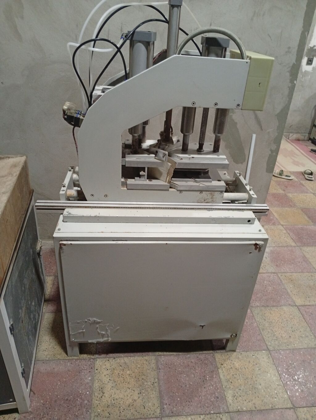 Alüminium/PVC profil emalı üçün avadanlıq dəsti Tərkib: - Künc — Stanoklar, Bakı
