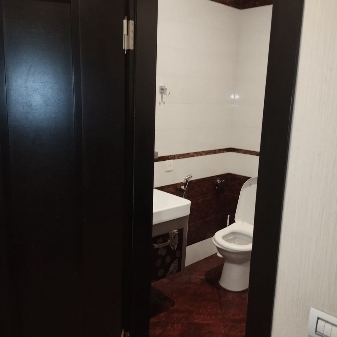 İcarəyə verilir 3 otaqlı yeni tikili 150 m² — Mənzil, Bakı (8)