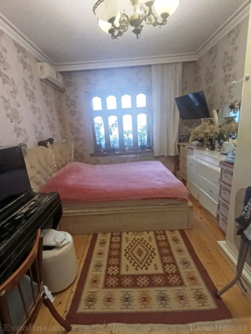 Satılır 3 otaqlı Mənzil Köhnə tikili 80 m² Bakı, Binəqədi r., Azadlıq prospekti m., 8-ci mikrorayon — Mənzil, Bakı (4)