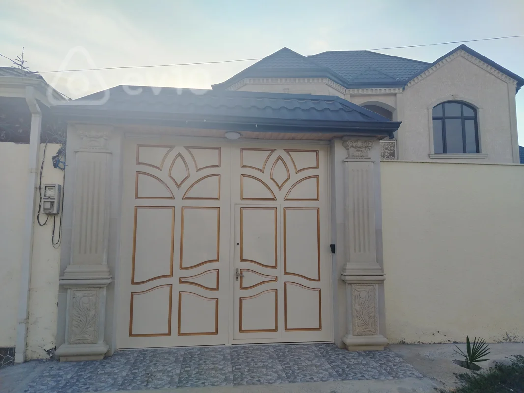 5 otaqlı həyət evi, 240 m², Gəncə ş. Muxtar Hacıyev küç. Təhsil idarəsinə yaxın — Gəncə