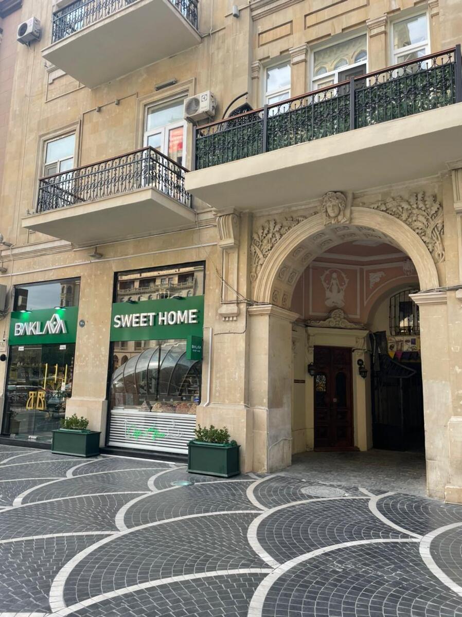 Satılır 4 otaqlı köhnə tikili 102 m² — Mənzil, Bakı (3)