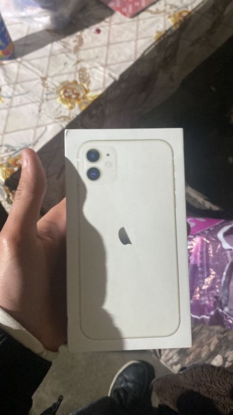IPhone 11, Ağ — Bakı