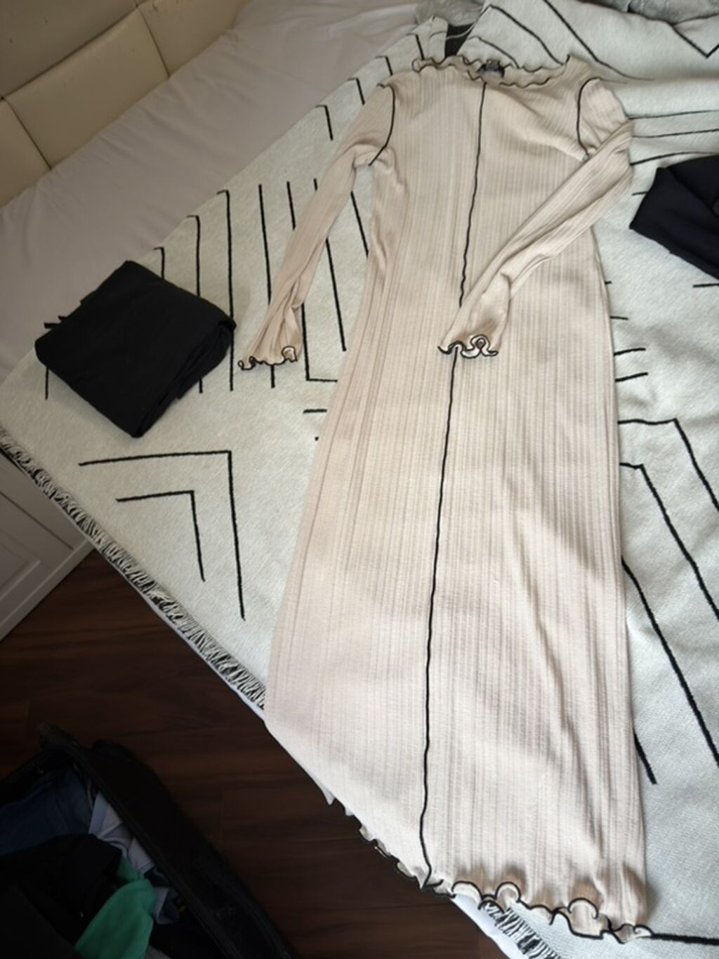 Qadın geyim dəsti – 4 ədəd 1) Qara uzun slip-stil don - İncə çiyin — Kostyum, Bakı (2)