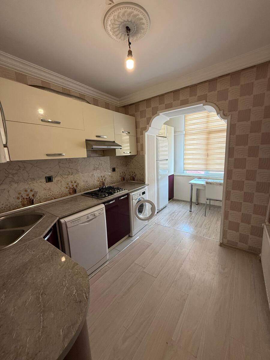 Satılır 3 otaqlı köhnə tikili 90 m² — Mənzil, Bakı (11)