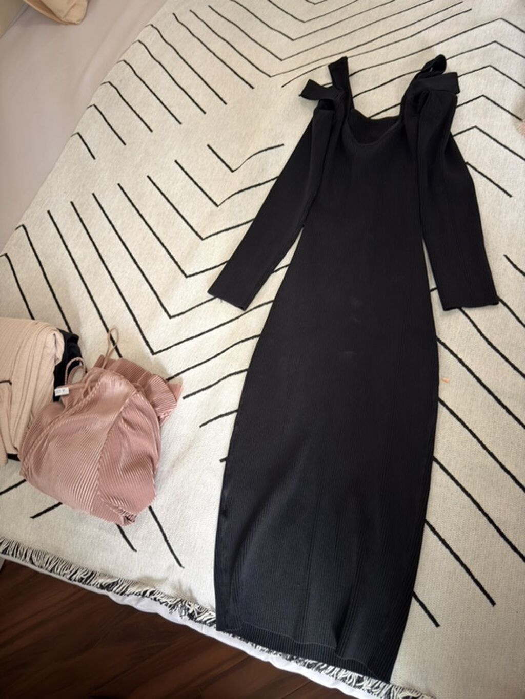 Qadın geyim dəsti – 4 ədəd 1) Qara uzun slip-stil don - İncə çiyin — Kostyum, Bakı (3)