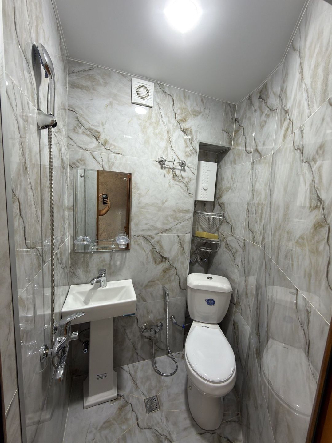 İcarəyə verilir 1 otaqlı köhnə tikili 30 m² — Mənzil, Bakı (6)