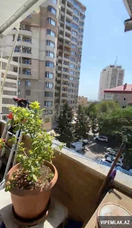 Yasamal rayonunda 3 otaqlı Köhnə tikili Satılır, 80 m² — Bakı