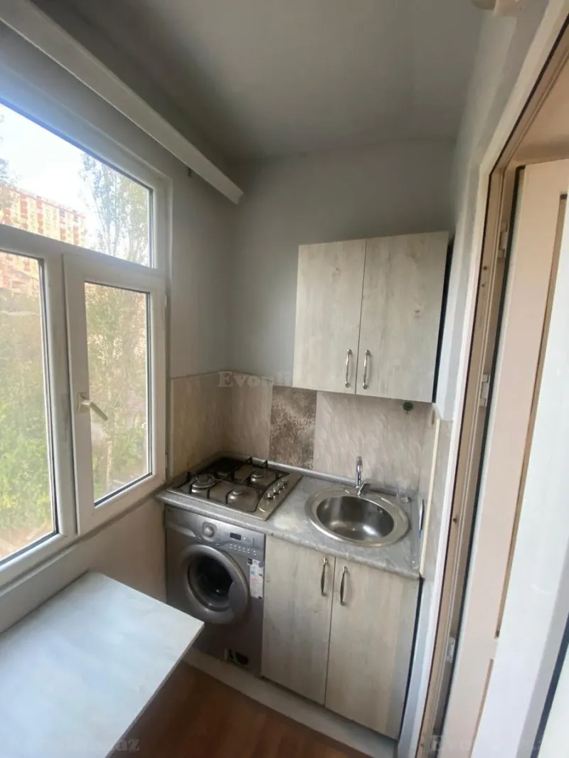 Satılır 1 otaqlı Mənzil Köhnə tikili 38 m² Bakı, Xətai r., Həzi Aslanov m., Həzi Aslanov — Mənzil, Bakı (7)