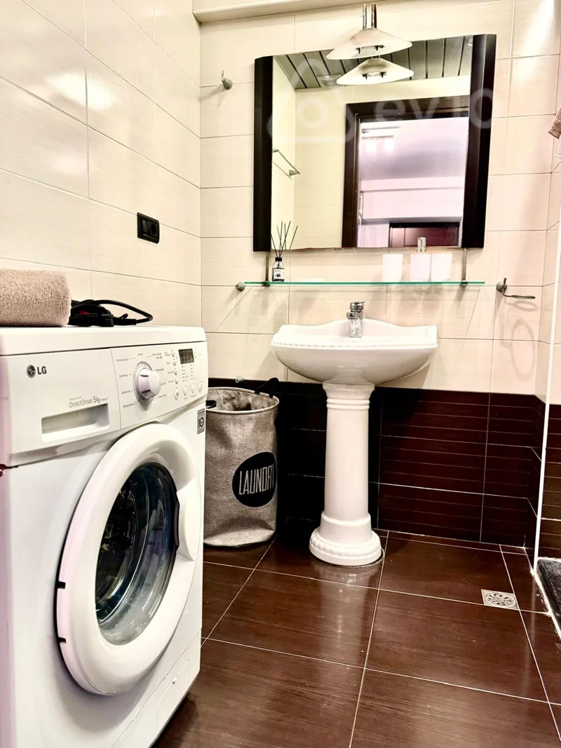 3 otaqlı mənzil, 125 m², Üzeyir Hacıbəyli küçəsi — Mənzil, Bakı (12)