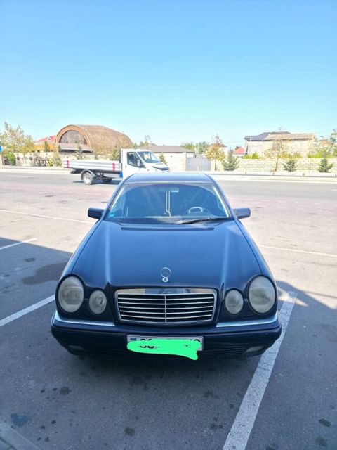 Mercedes E 240, 2.4 L, 1999 il, 346 000 km — Bakı