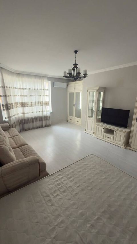İcarəyə verilir 1 otaqlı yeni tikili 70 m² — Bakı