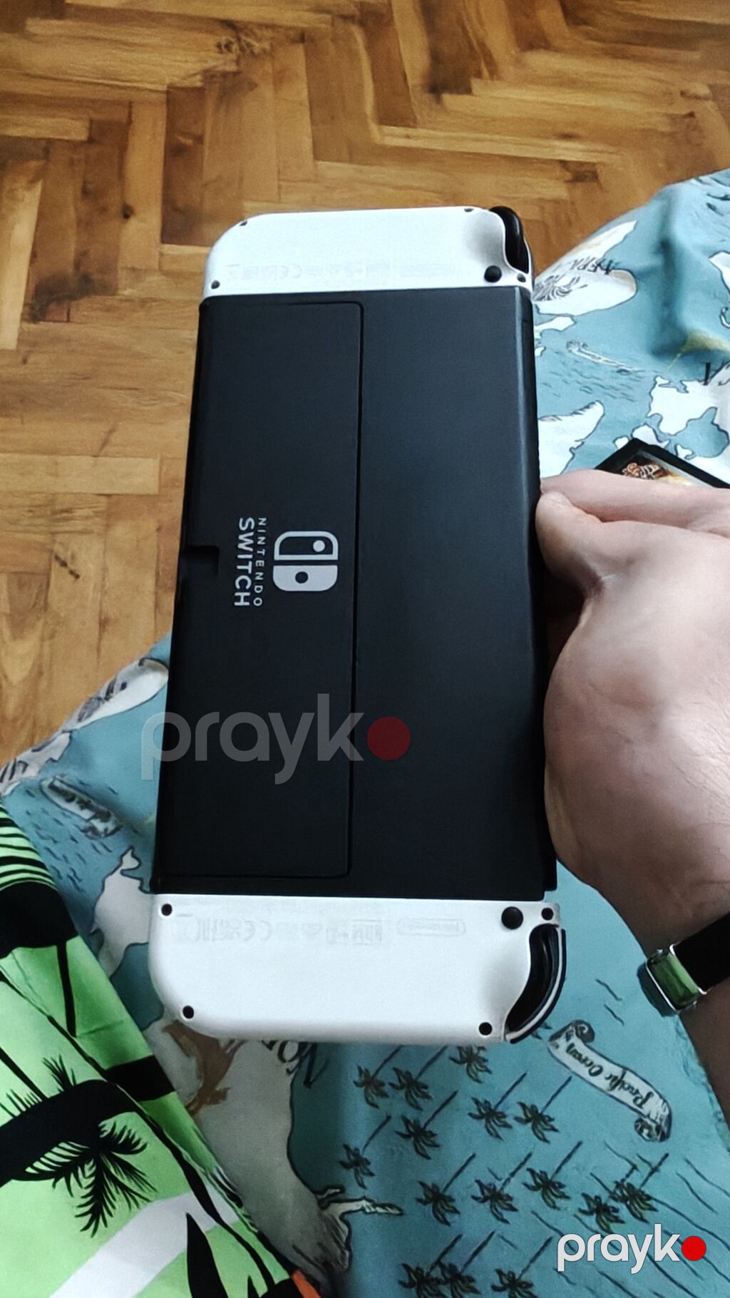 ÇOX Tecılı Satılır Oxuyun Nintendo Switch OLED (ağ Joy-Con-larla) — Oyun konsolları, Bakı (7)