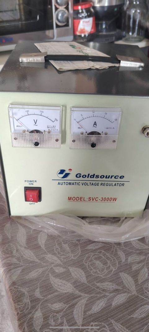 Goldsource SVC-3000W — Avtomatik Gərginlik Tənzimləyicisi (AVR) — Gəncə