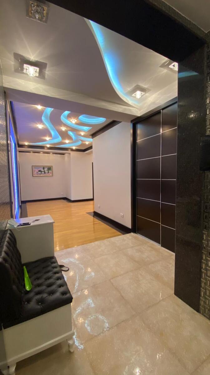 İcarəyə verilir 4 otaqlı yeni tikili 200 m² — Mənzil, Bakı (2)