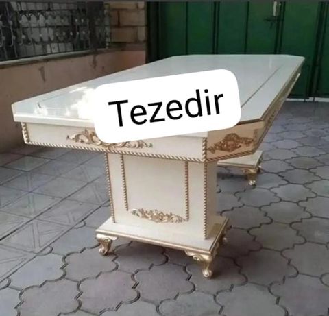 İşlənmiş, Dördbucaq masa — Bakı