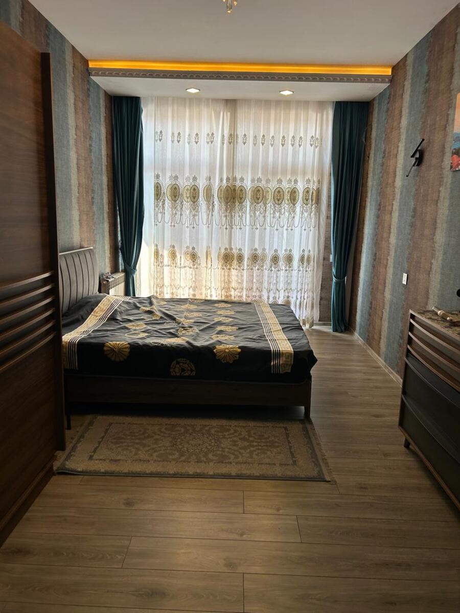 Satılır 4 otaqlı yeni tikili 226 m² — Mənzil, Bakı (8)