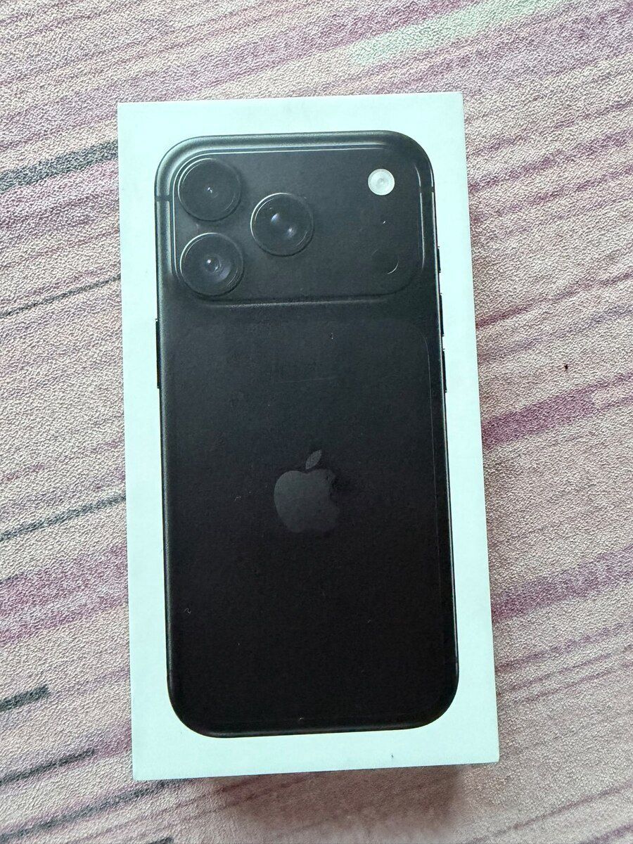 Apple iPhone 18 Pro Black 256GB/12GB — Smartfonlar, Bakı