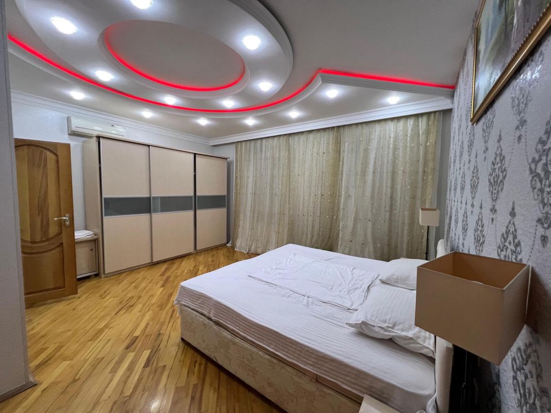 İcarəyə verilir 6 otaqlı həyət evi/bağ evi 470 m² — Ev, villa, Bakı (8)