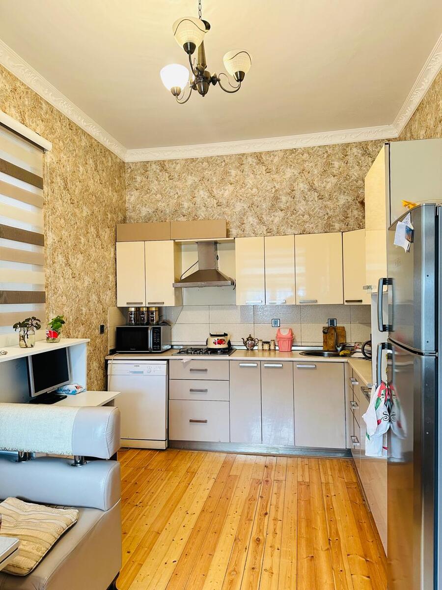 İcarəyə verilir 4 otaqlı həyət evi/bağ evi 250 m² — Ev, villa, Bakı (6)