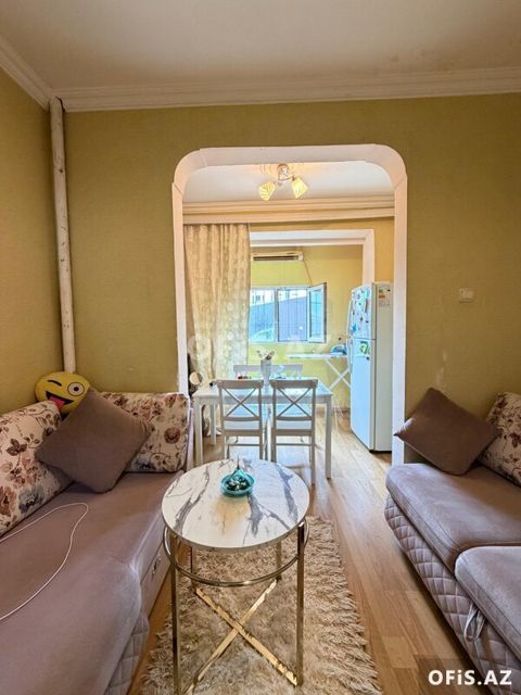Köhnə tikili Satılır Xətai r., Həzi Aslanov m., 2 otaq, 45 m² — Bakı