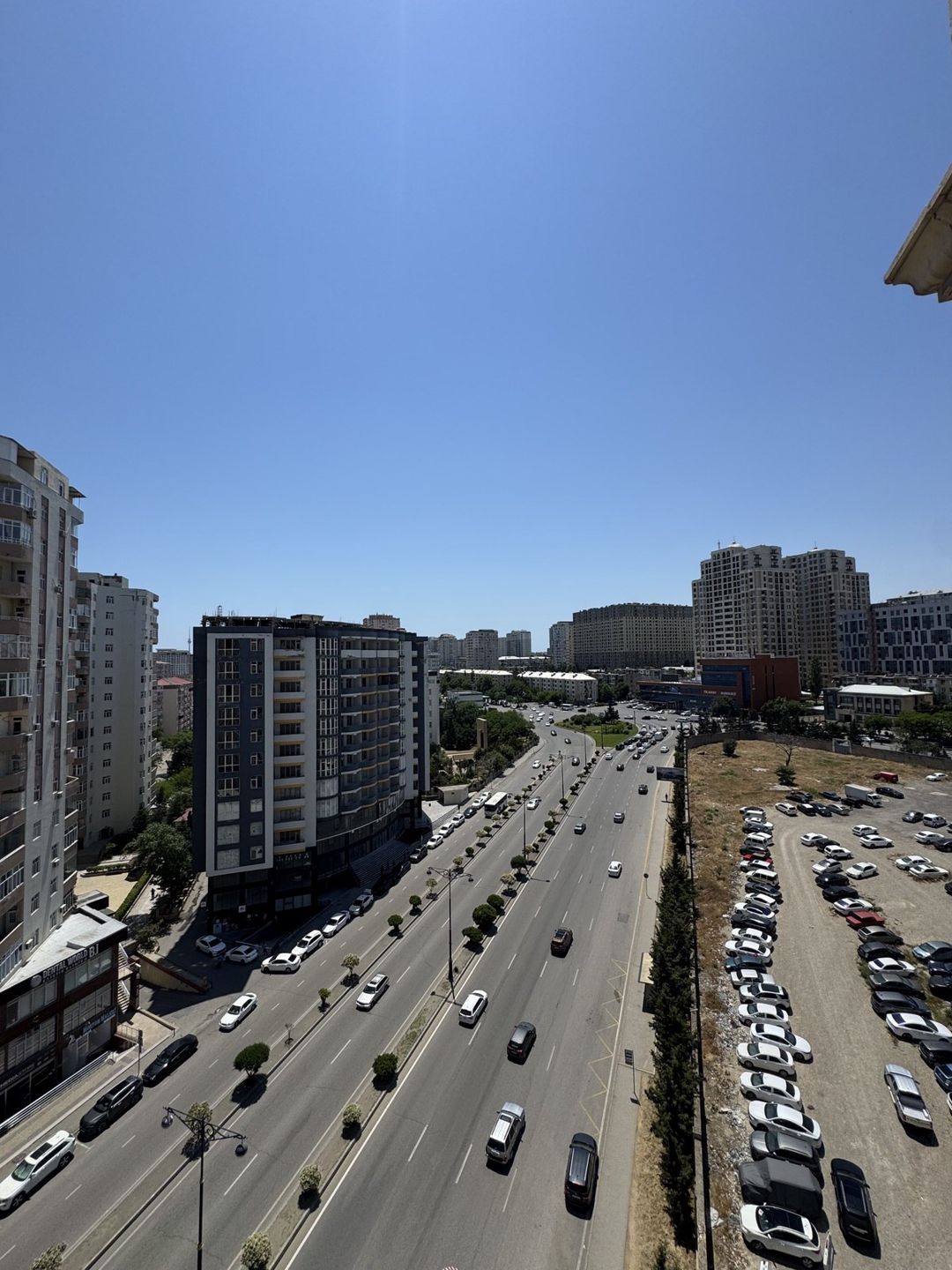 Satılır 4 otaqlı yeni tikili 220 m² — Mənzil, Bakı