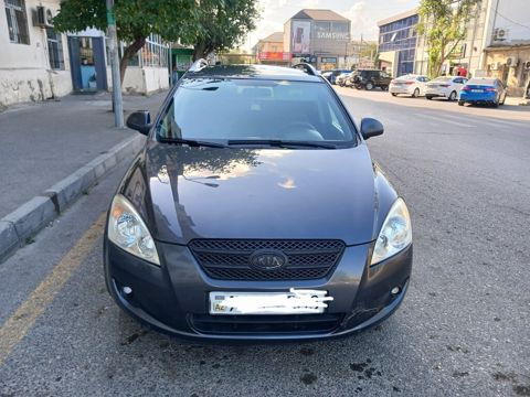 Kia Ceed SW, 1.6 L, 2008 il, 500 000 km — Bakı