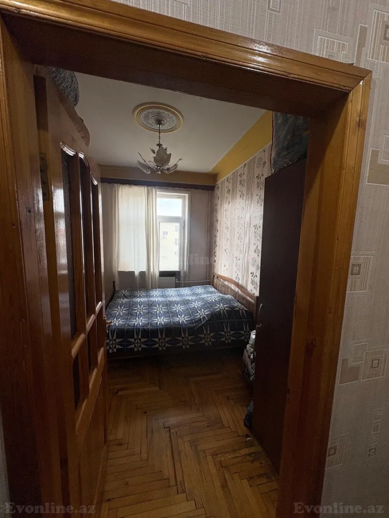 Satılır 3 otaqlı Mənzil Köhnə tikili 80 m² Bakı, Nizami r., Xalqlar Dostluğu m — Mənzil, Bakı (4)