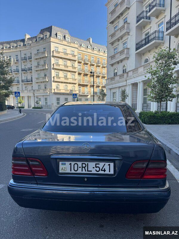 Mercedes E230, 1997 il 10-RL-541 — Avtomobillər, Bakı (2)