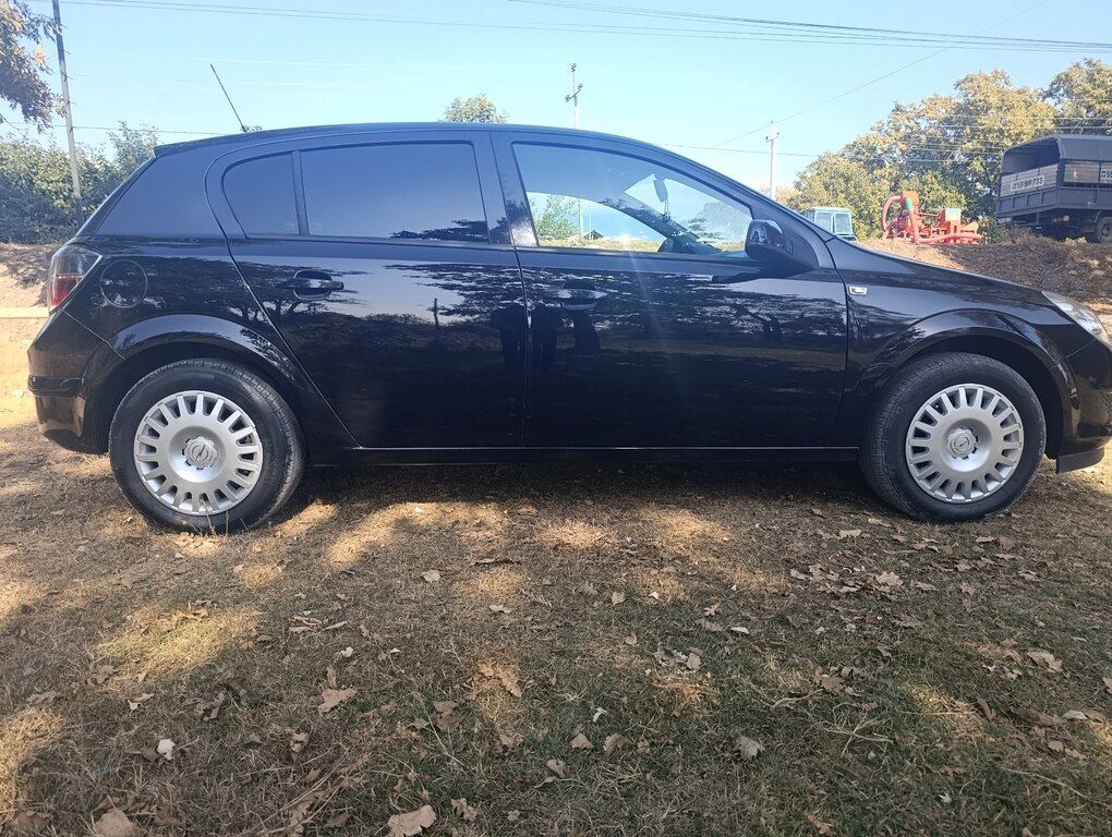Opel Astra, 1.6 L, 2009 il, 230 000 km 20-ET-926 — Avtomobillər, Şəki (4)