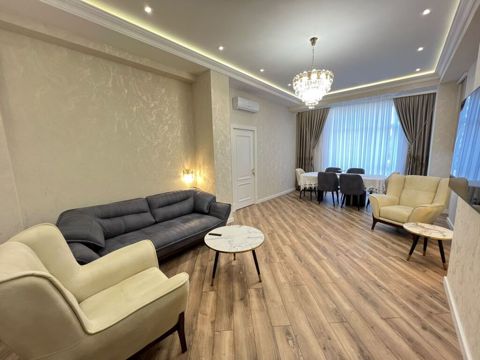 28 May metrosu 3 Otaqlı Mənzil Kirayə Verilir Ünvan: Kazım — Bakı