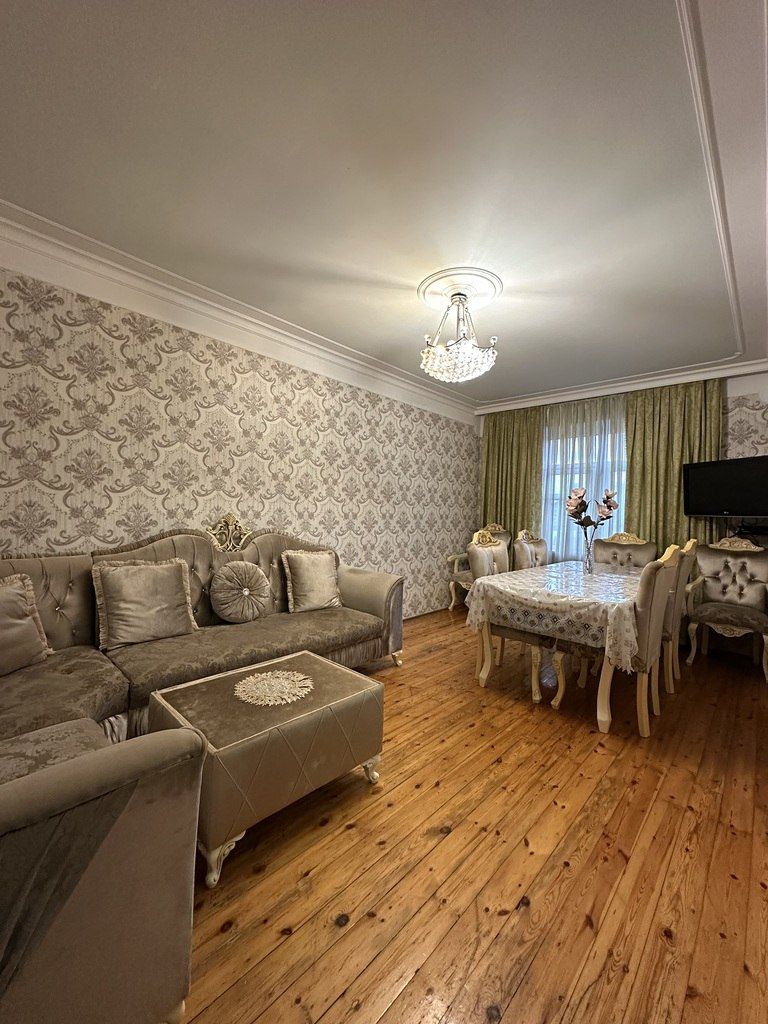 Satılır 3 otaqlı köhnə tikili 80 m² — Mənzil, Bakı (2)
