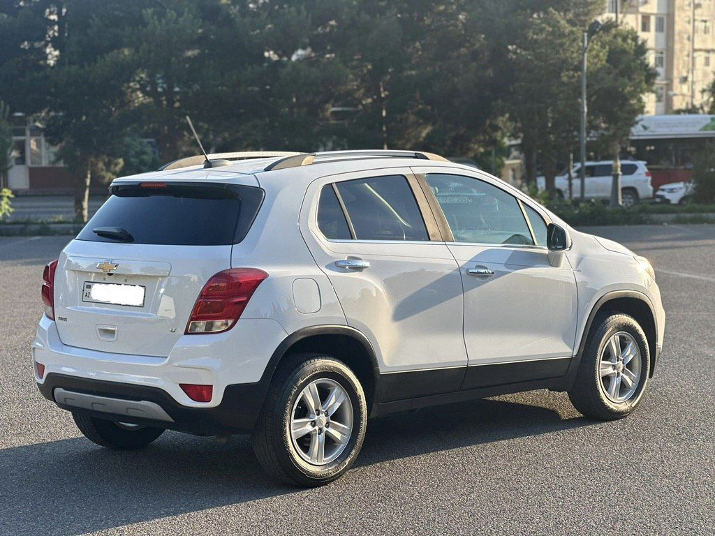 Chevrolet Trax, 1.4 L, 2018 il, 175 000 km — Avtomobillər, Bakı (6)