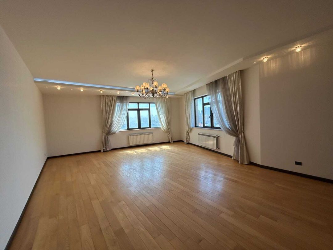 Satılır 3 otaqlı yeni tikili 130 m² — Mənzil, Bakı (9)