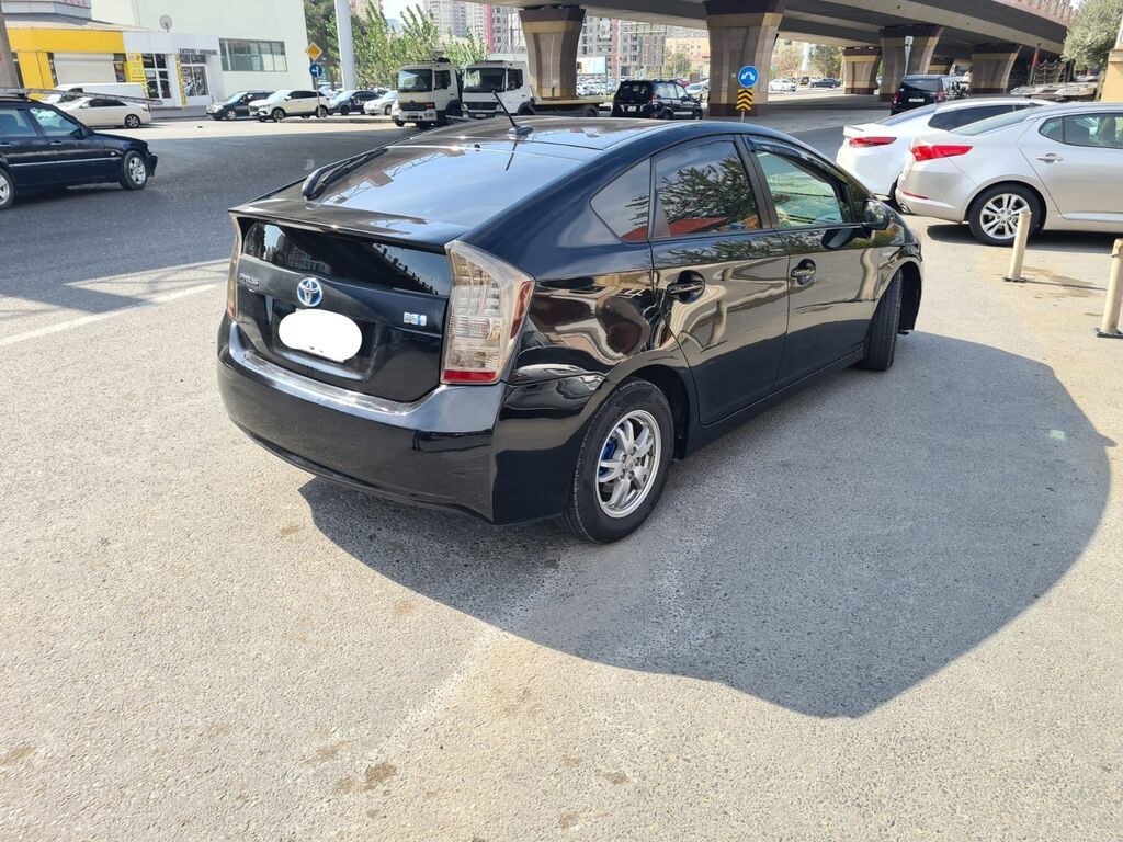 Toyota Prius: 1.8 l 2011 il — Avtomobillər, Bakı (4)
