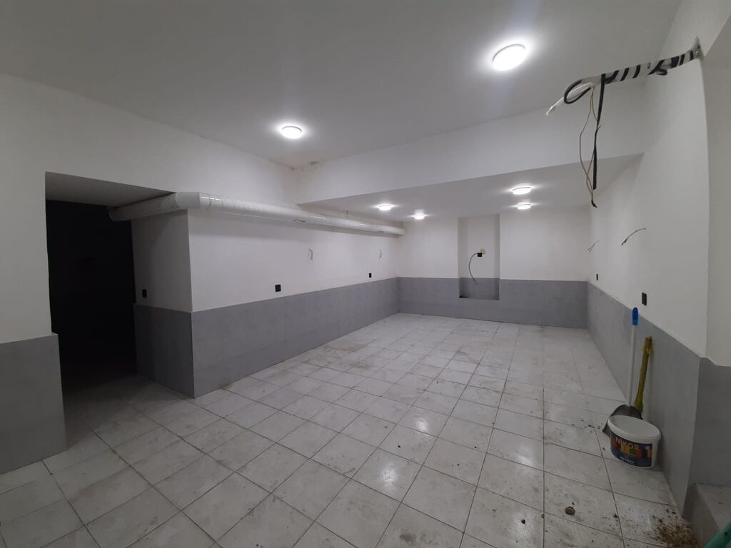 İcarəyə uyğun yeraltı kommersiya sahəsi – şəhər mərkəzində, bank və — Əmlak, Bakı (2)