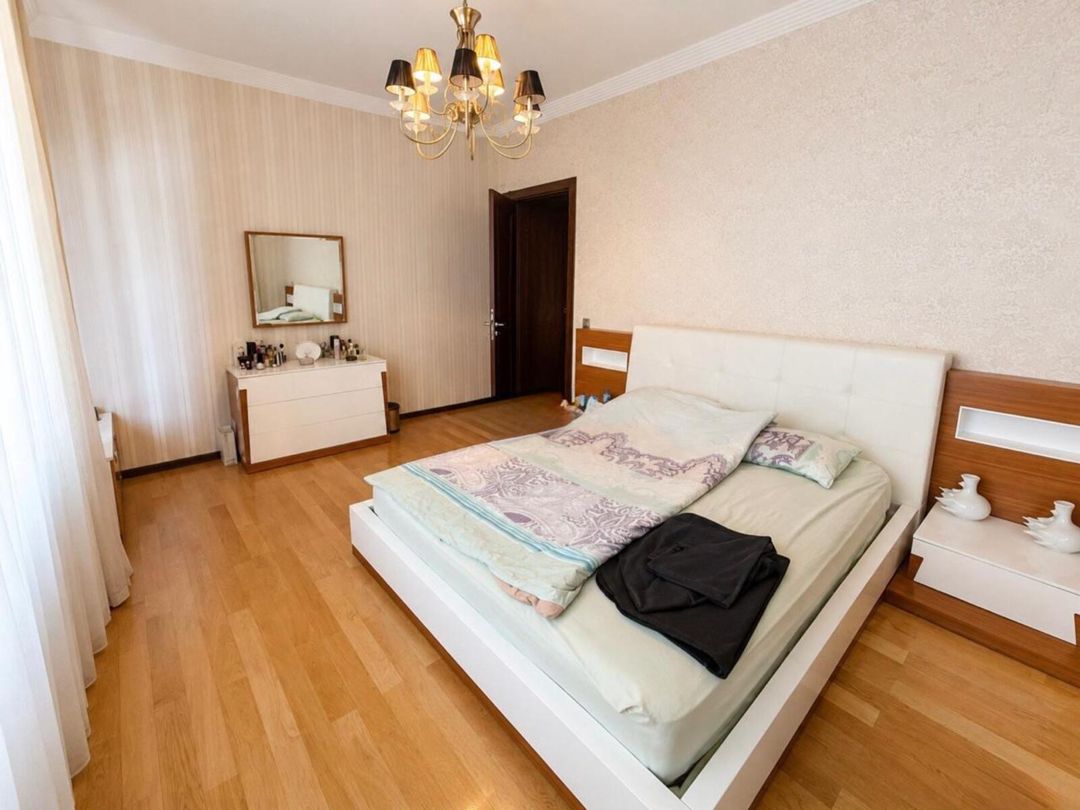 Satılır 4 otaqlı yeni tikili 205 m² — Mənzil, Bakı (5)