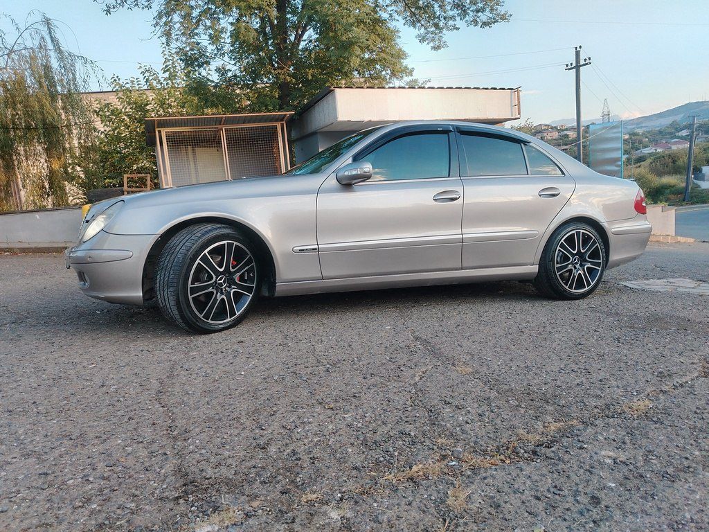 Mercedes E 240 4MATIC, 2.6 L, 2005 il, 258 000 km 99-XF-224 — Avtomobillər, Bakı (4)