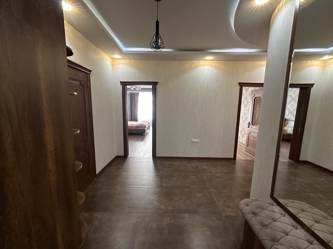 İcarəyə verilir 3 otaqlı yeni tikili 120 m² — Mənzil, Bakı (7)