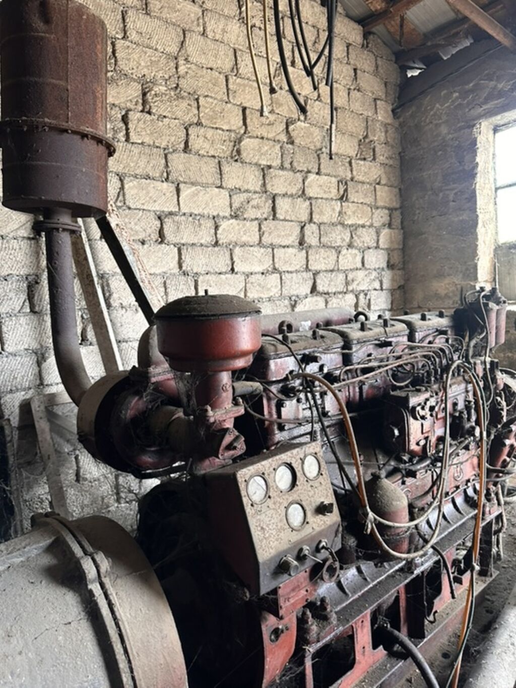 Sənaye tipli dizel elektrik generator komplekti 100 KW 400-800 A — Generatorlar, Digah (3)