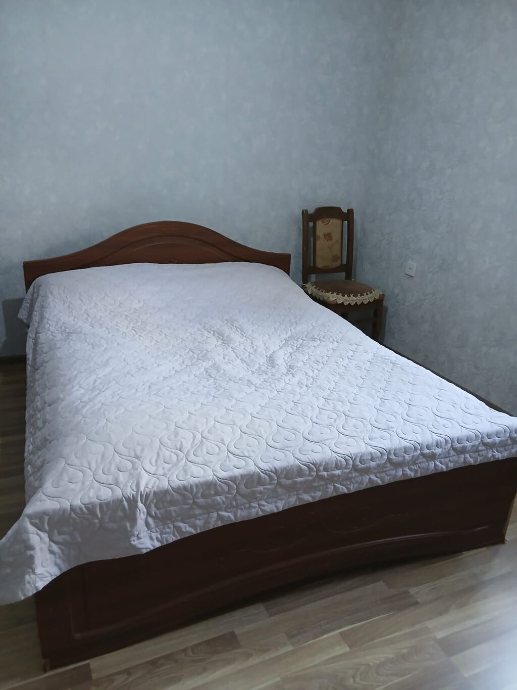 Kunc divan 950azn. Acilir ve bazalidir. Olcu: 3.50×2.40sm. Jurnal — Mebel, Bakı (2)
