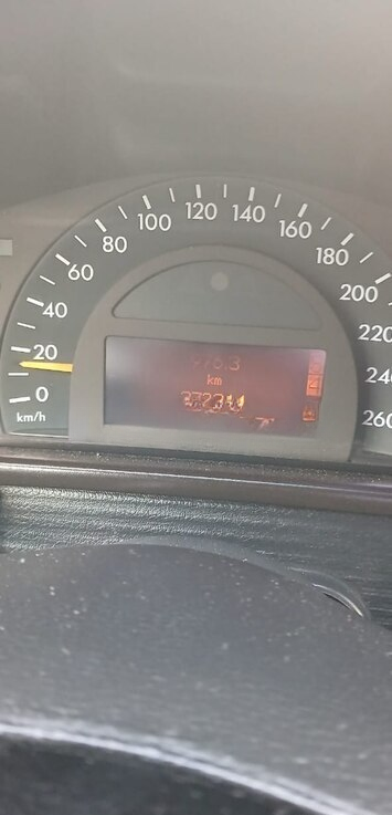 Mercedes C 200, 2001 il, 345000 km, 2 L — Avtomobillər (5)