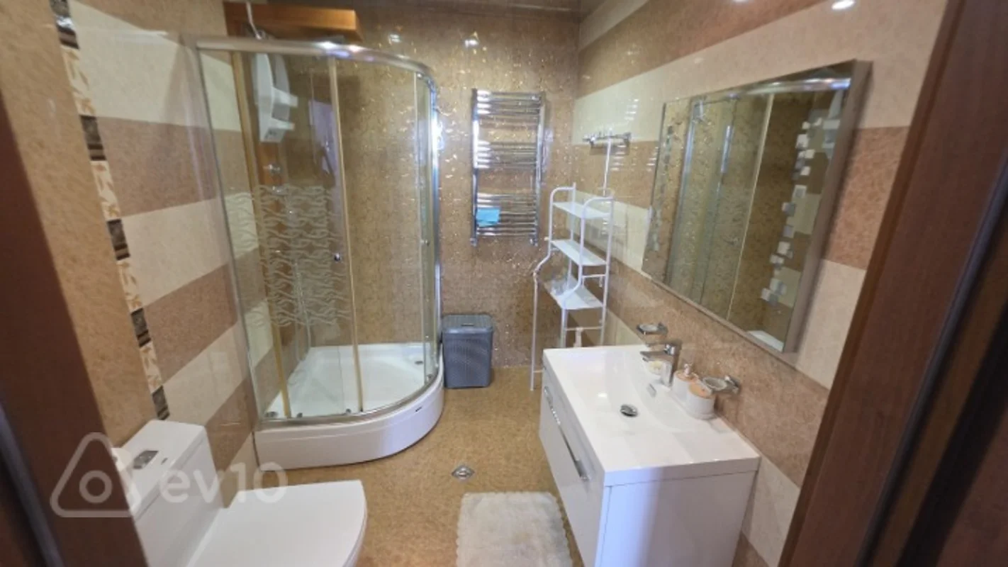 4 otaqlı mənzil, 175 m², Bülbül prospekti — kirayə — Mənzil, Bakı (12)