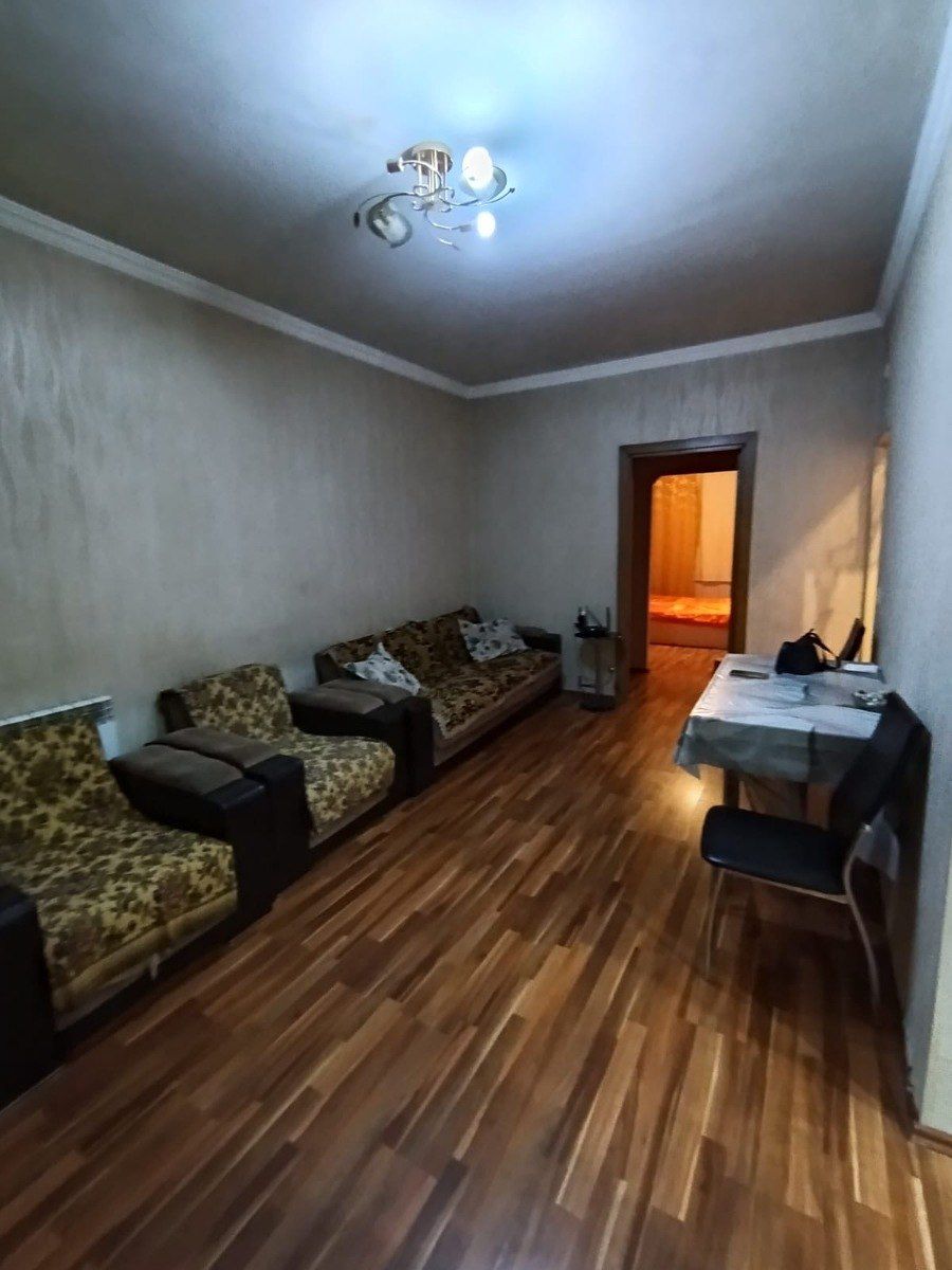 İcarəyə verilir 2 otaqlı köhnə tikili 54 m² — Mənzil, Bakı (2)