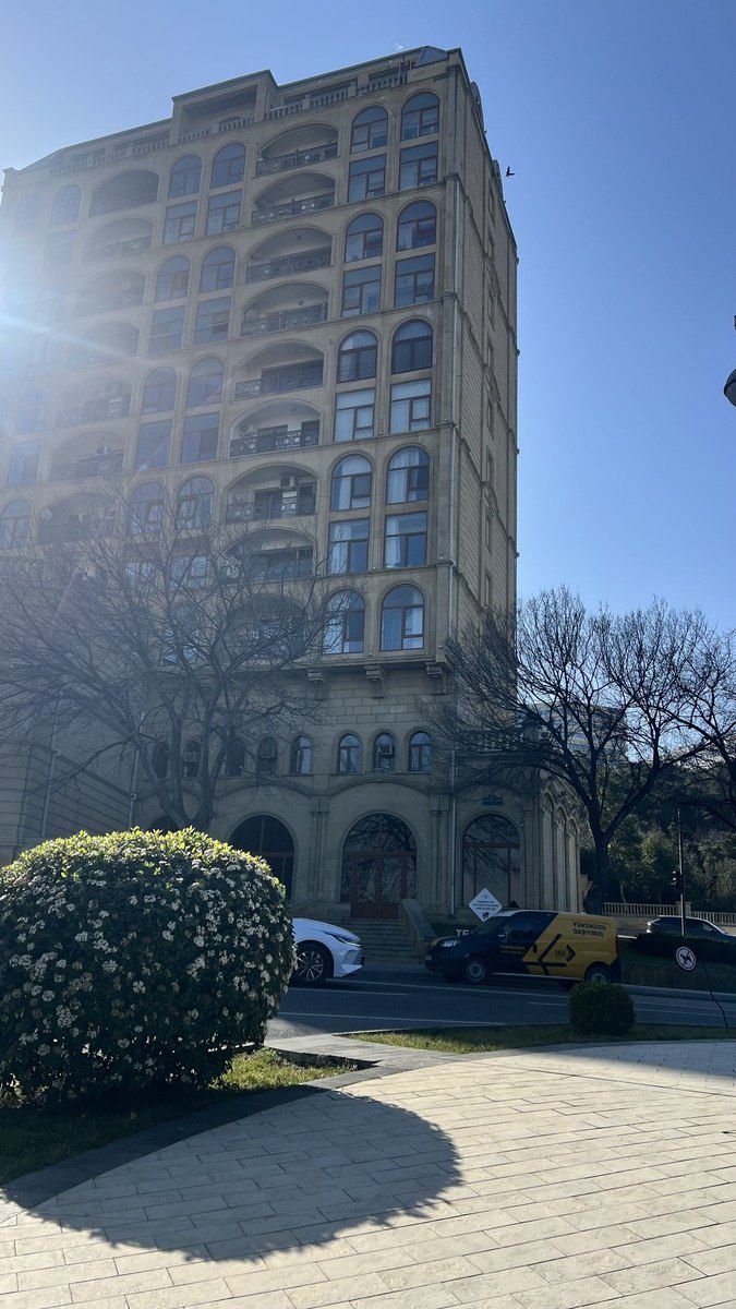Satılır 3 otaqlı köhnə tikili 105 m² — Mənzil, Bakı (2)