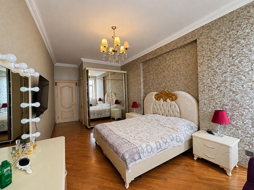 Satılır 3 otaqlı yeni tikili 138 m² — Mənzil, Bakı (9)
