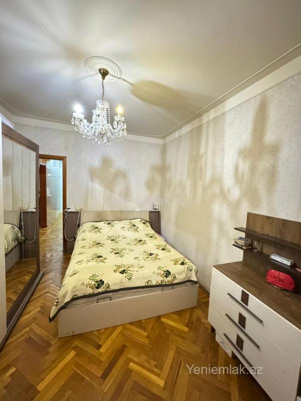 Satılır 5 otaqlı Bina evi menzil (Köhnə tikili), 130 m², Binəqədi rayonu — Mənzil, Bakı (4)